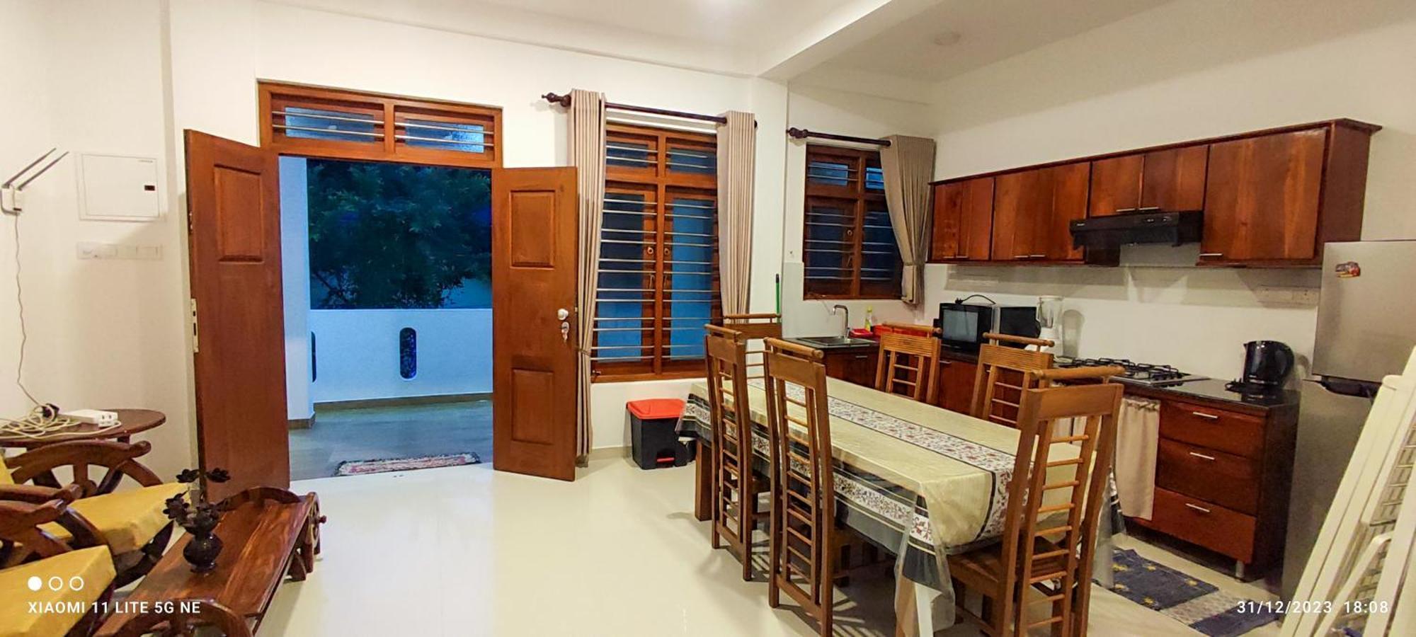 Villa Tanzanite Hikkaduwa Exterior foto