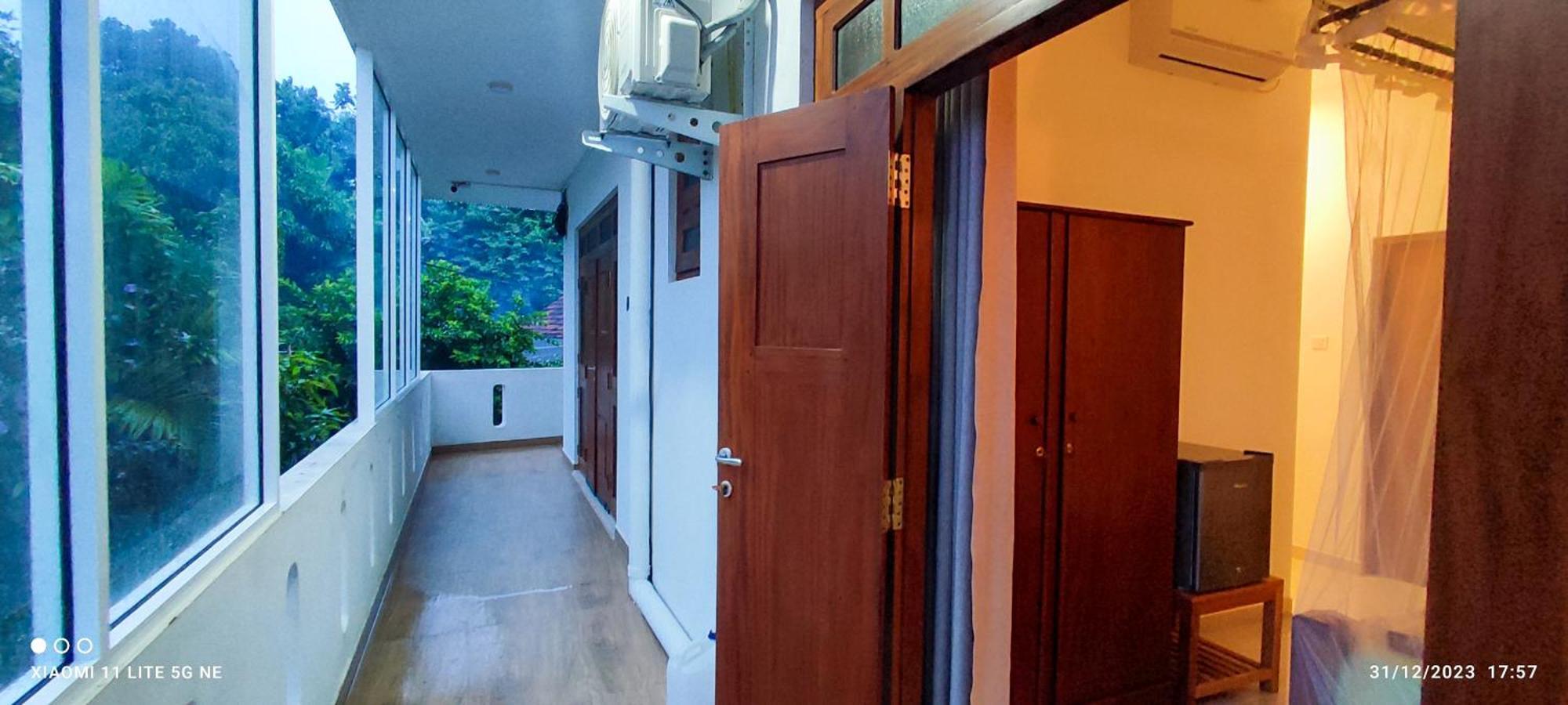 Villa Tanzanite Hikkaduwa Exterior foto